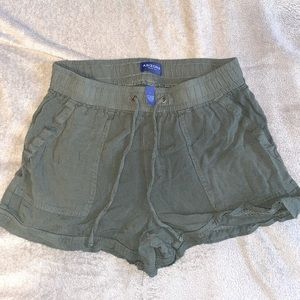 worn once to none, fits to size, for reference size 12-14